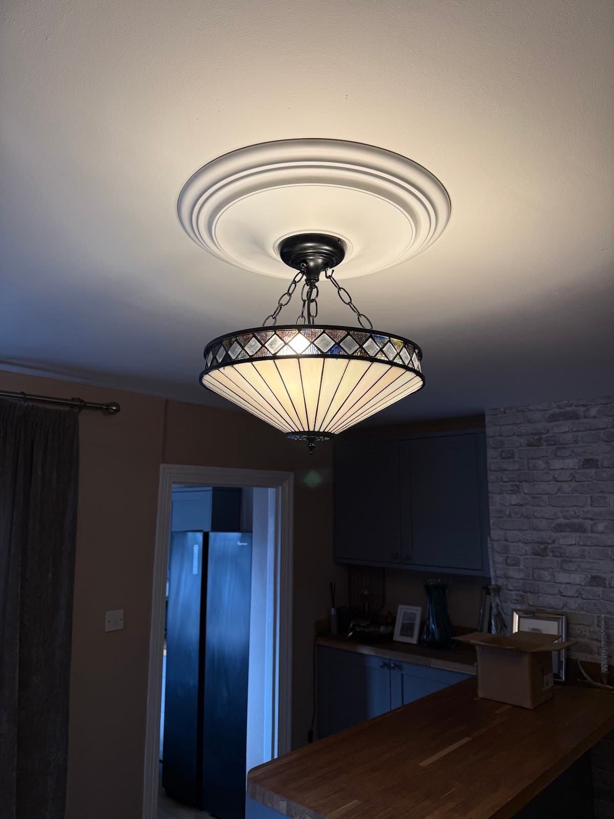 Tiffany-style ceiling light fitted with a new ceiling rose